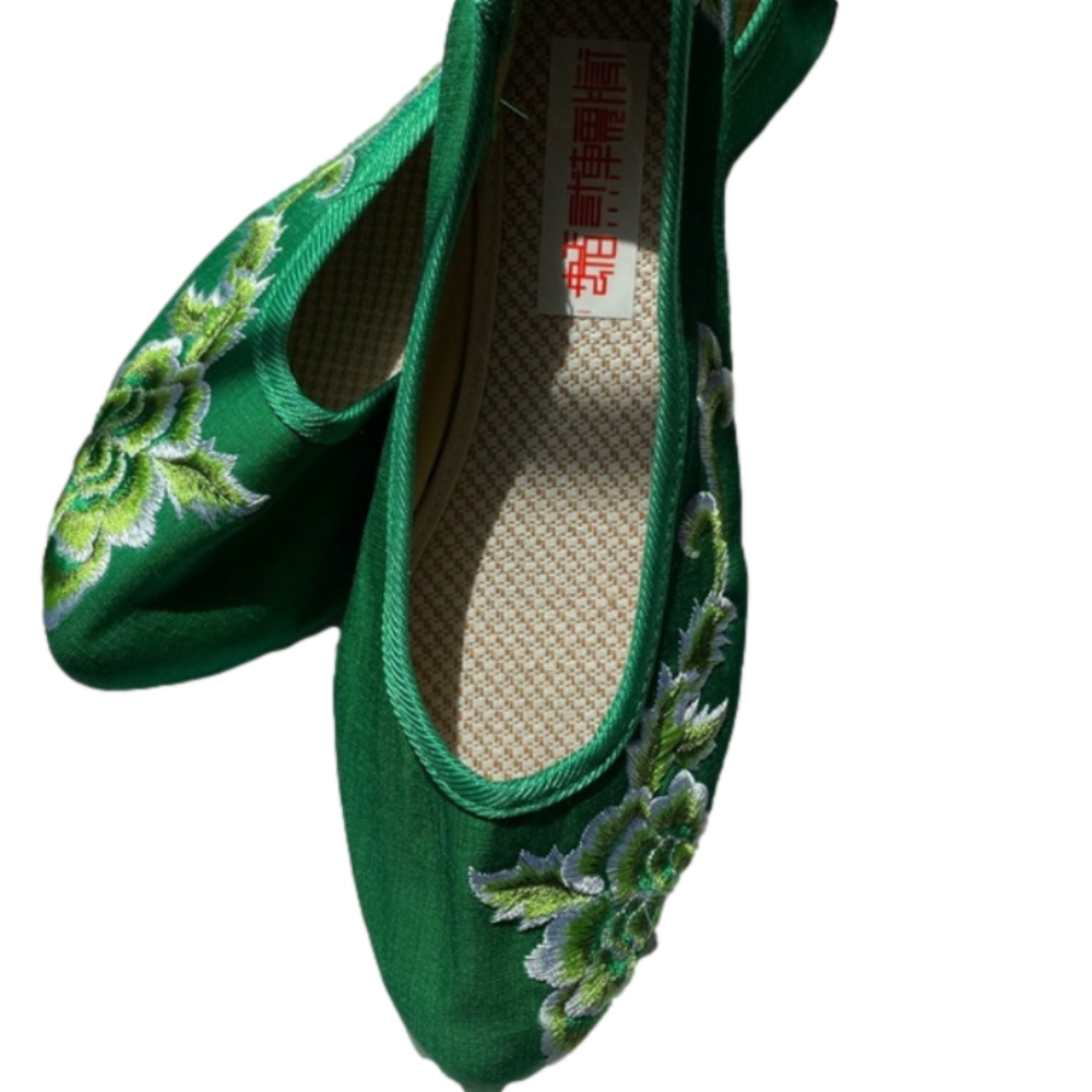 WOMEN’S oriental slippers Green 8 NWT